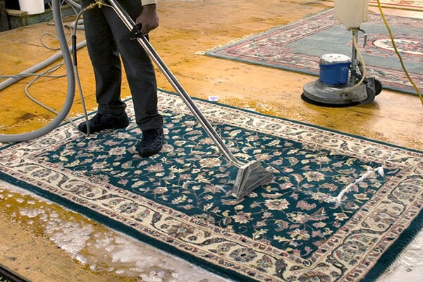 قالیشویی در اندیشه | 1 راهنمای جامع 2 مراحل قالیشویی در اندیشه
